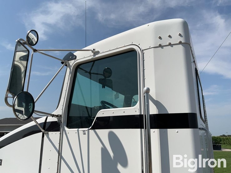 1999-kenworth-t800-image-16