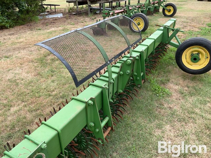 john-deere-400-image-17