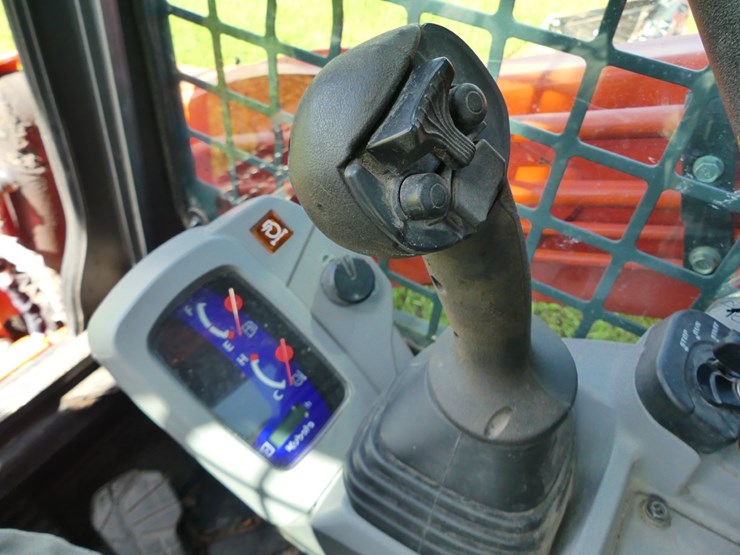 2022-kubota-svl75-2-image-14