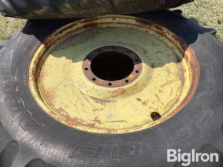john-deere-4630-image-13