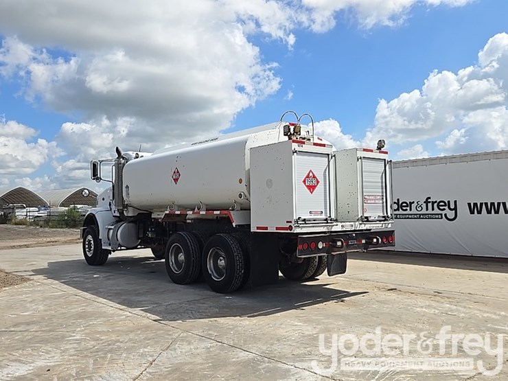 2005-peterbilt-357-image-3