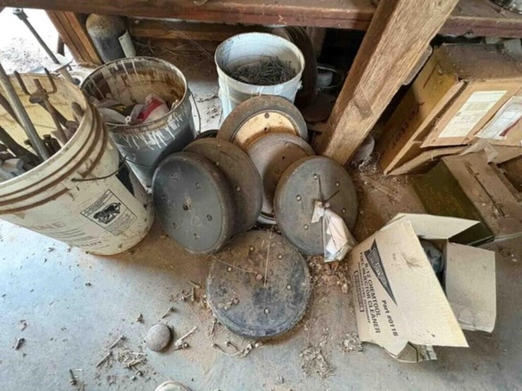 west-wall---bolts/nuts---staps---blades-etc.-image-11