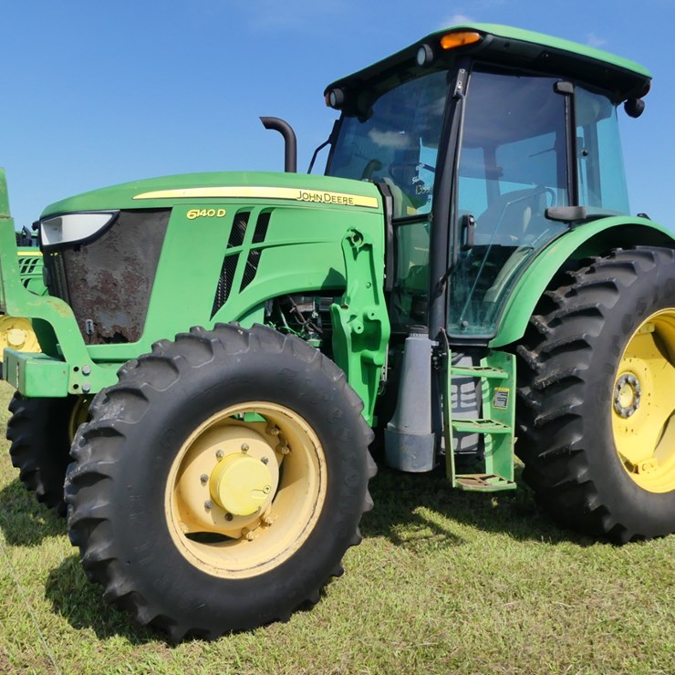 JOHN DEERE 6140D