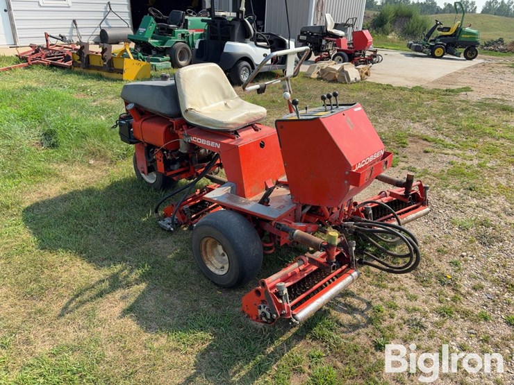 jacobsen-greens-king-4-greens/turf-thatcher-image-3