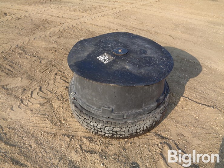 cattle-mineral-feeder-image-8