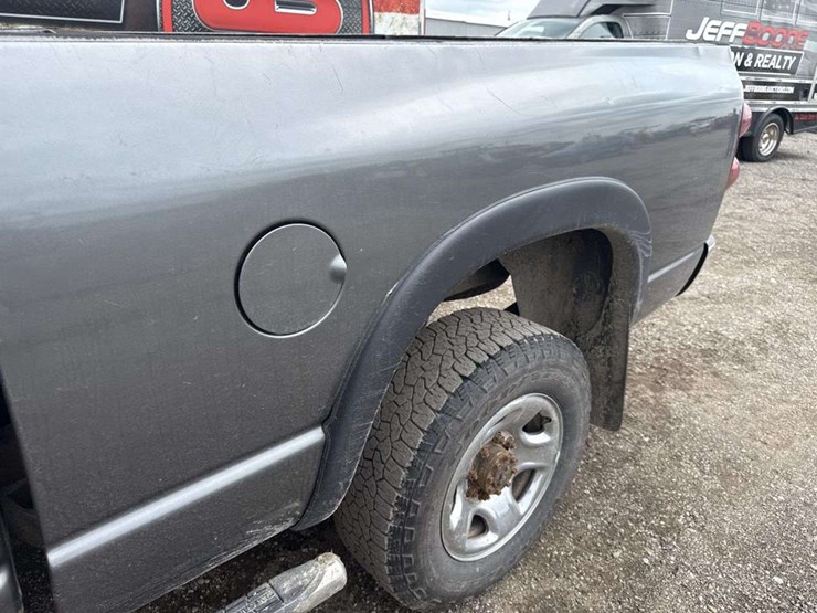 2007-dodge-2500-image-16