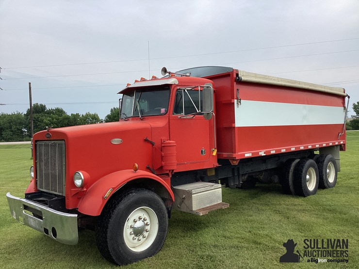 1986-peterbilt-349-image-1