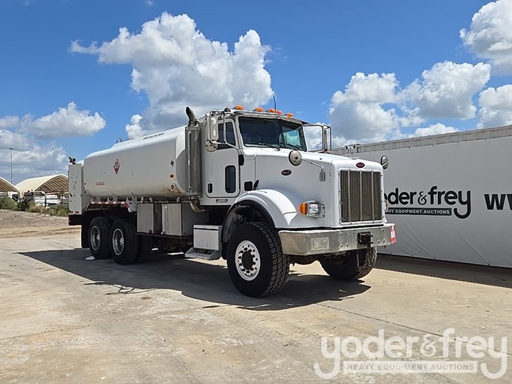 2005-peterbilt-357-image-7