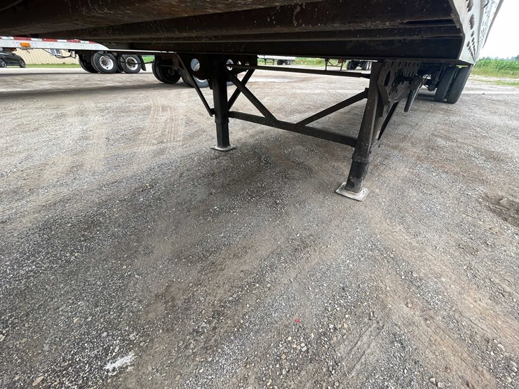 #439-•-2011-wabash-semi-trailer-(has-wi-title)-(denmark,-wi)-image-11