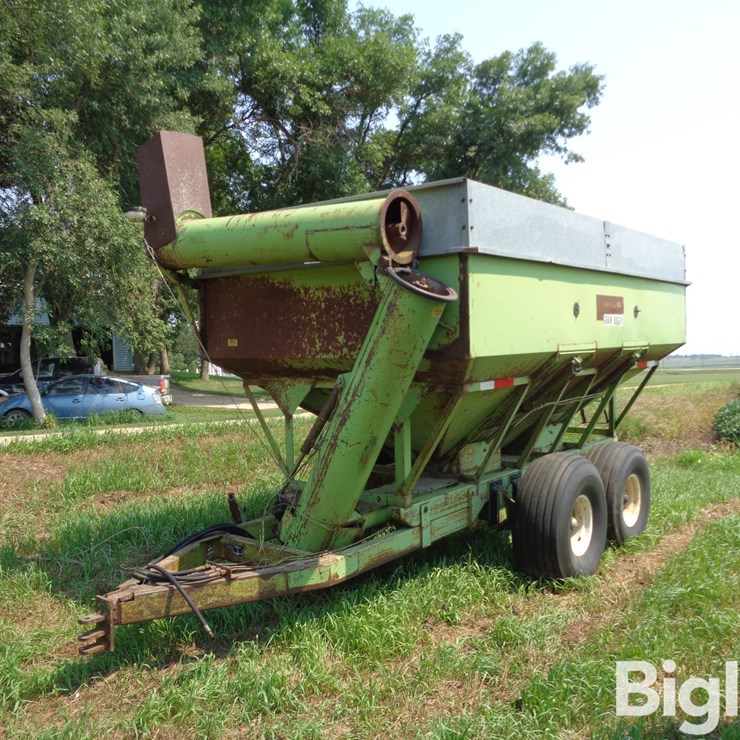 PARKER GRAIN BUGGY