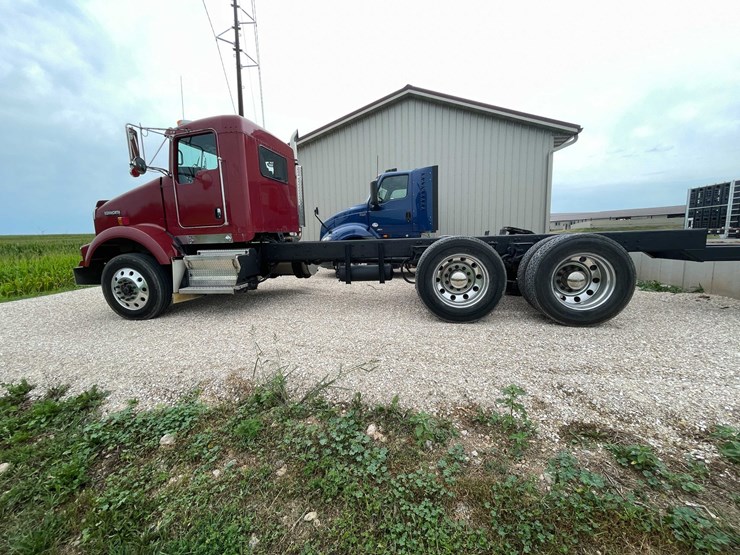 2006-kenworth-t800-image-9