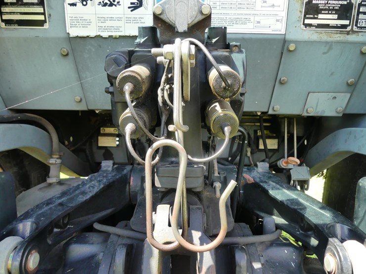 massey-ferguson-4243-image-7