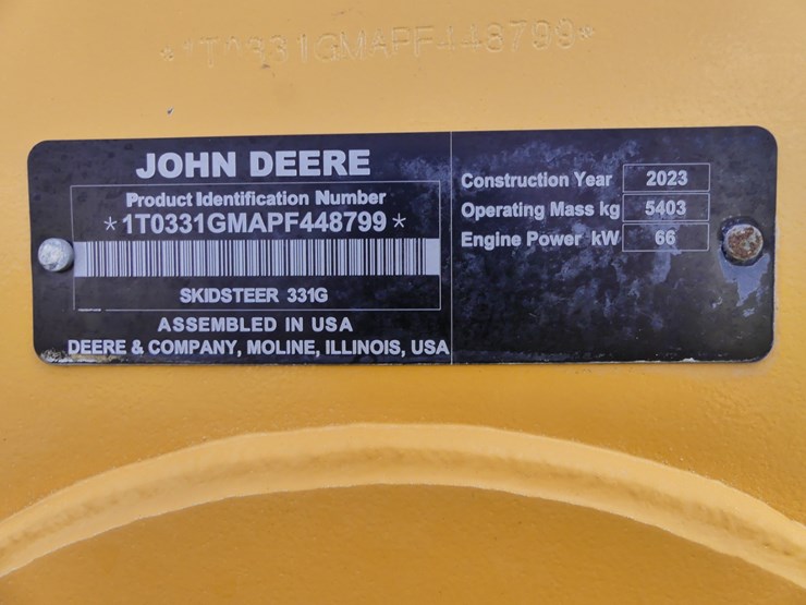 deere-331g-image-19
