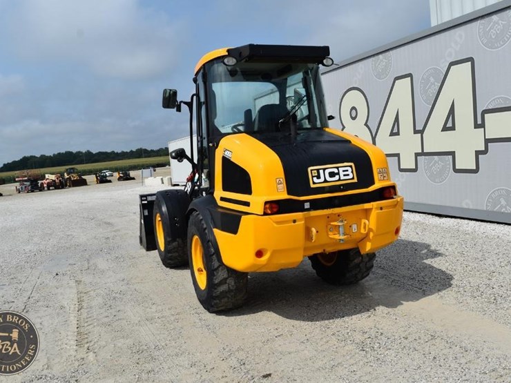 2023-jcb-409-image-13
