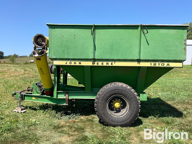 john-deere-1210a-image-8