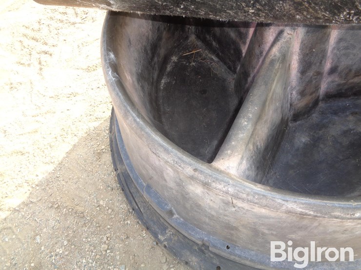 cattle-mineral-feeder-image-17