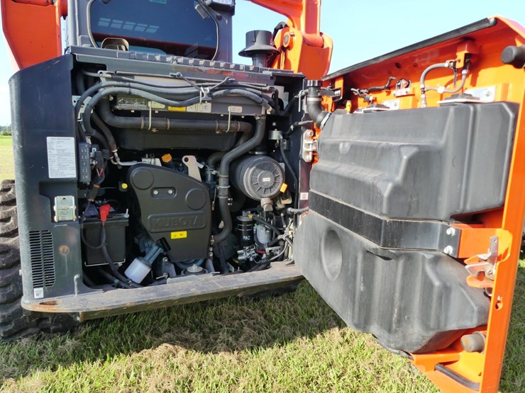 kubota-svl75-3-image-11