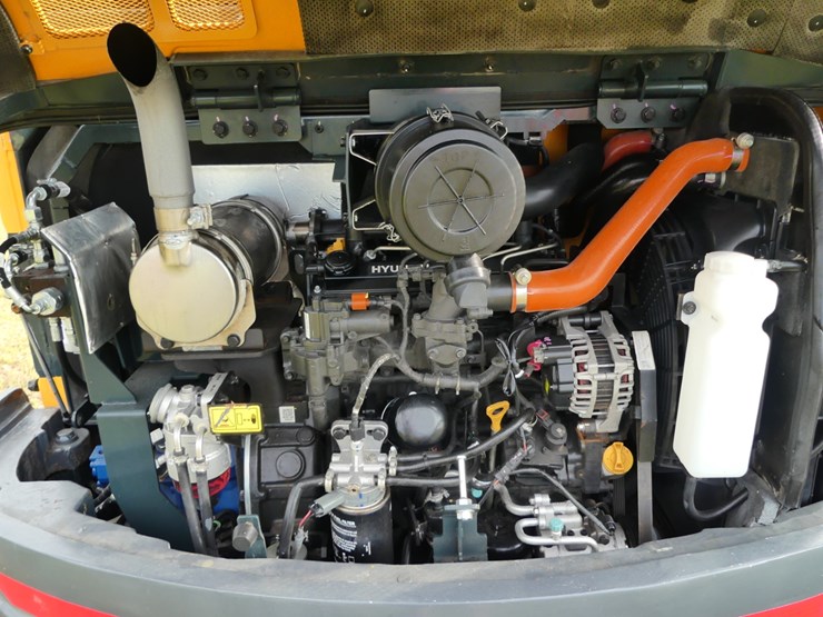 2024-hyundai-hx60a-image-7