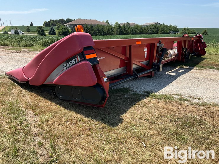 2010-case-ih-3412-image-7