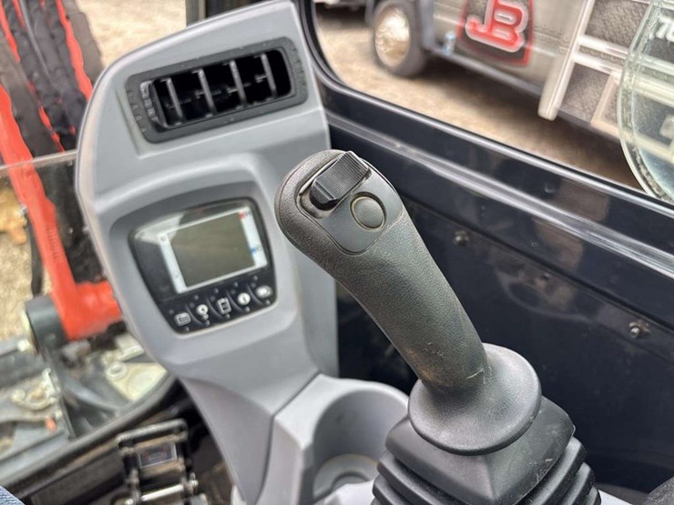 kubota-u35-4-image-19