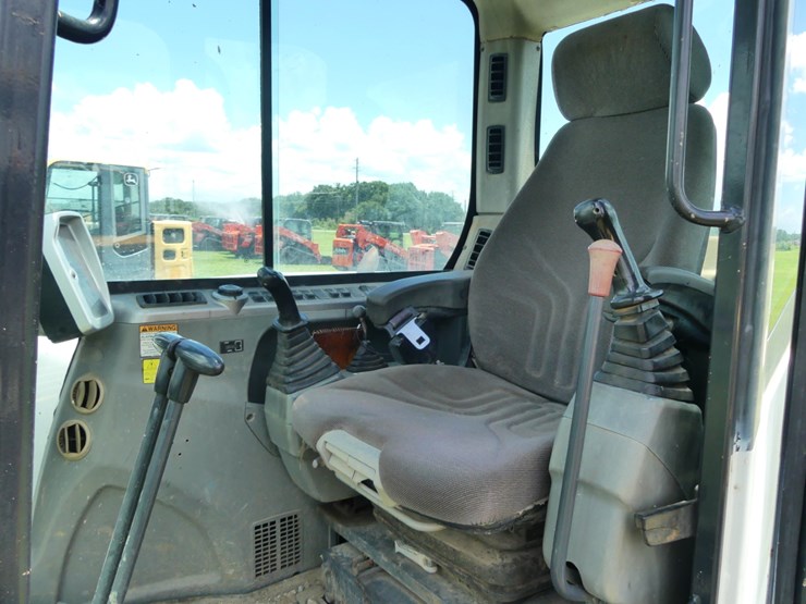 2011-bobcat-e80-image-14