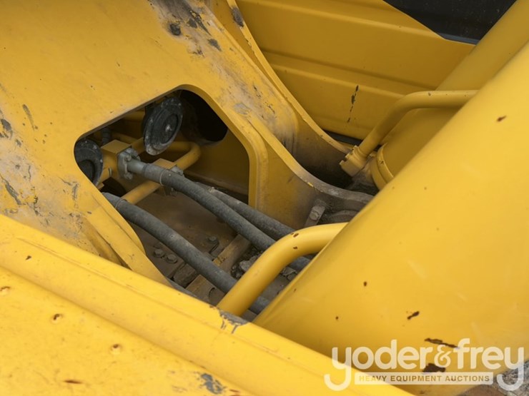 2018-komatsu-pc490-lc-11-image-24