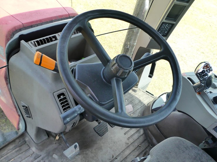 case-ih-160-image-15