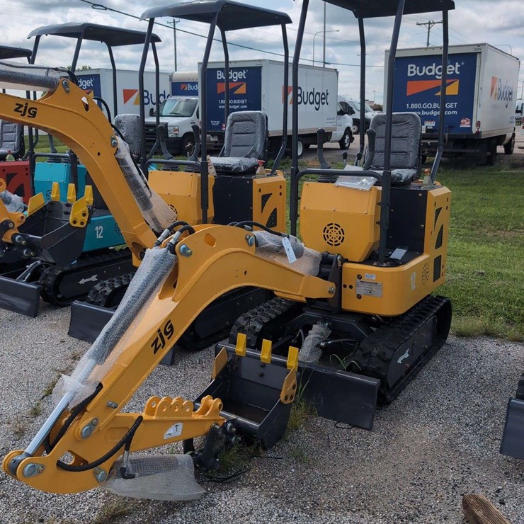 ZJG Mini Excavator ZJ-12 (Yellow)