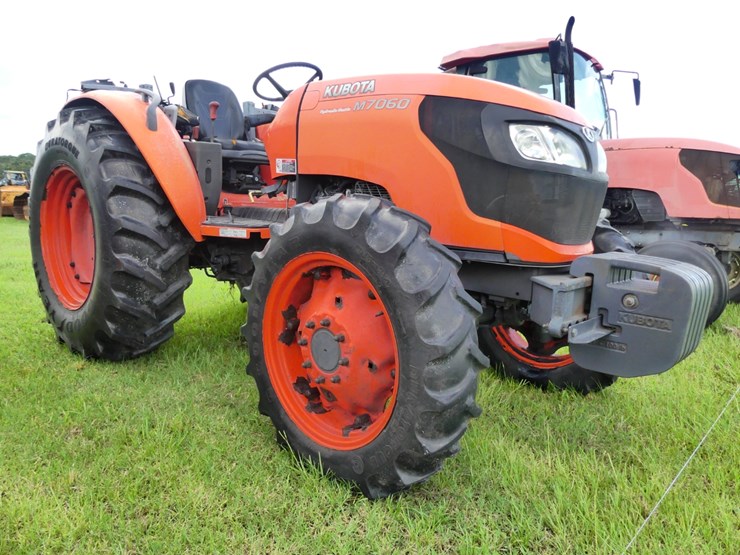 kubota-m7060-image-2