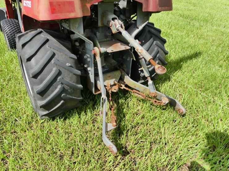 massey-ferguson-gc1705-image-8