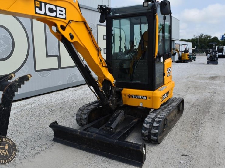 2024-jcb-35z-1-image-19