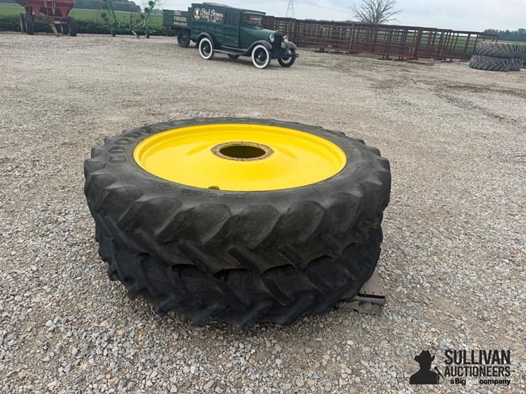 320/90r46-tires-&-rims-image-3