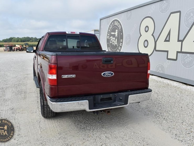 2004-ford-f150-lariat-image-8