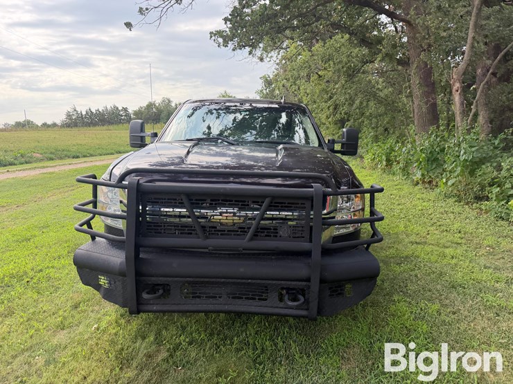 2008-chevrolet-2500-image-2