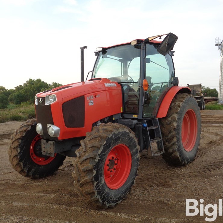 2017 KUBOTA M6-141