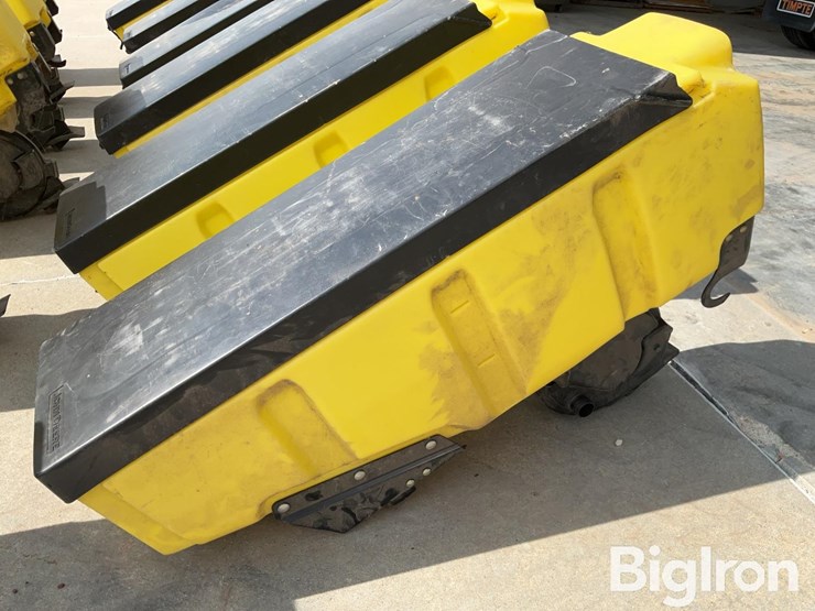 john-deere-3-bushel-poly-seed-boxes-image-10