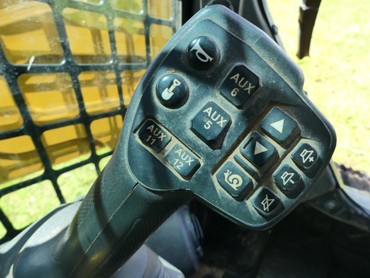 caterpillar-255-image-14