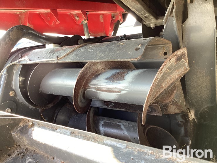 2014-massey-ferguson-2270-image-15