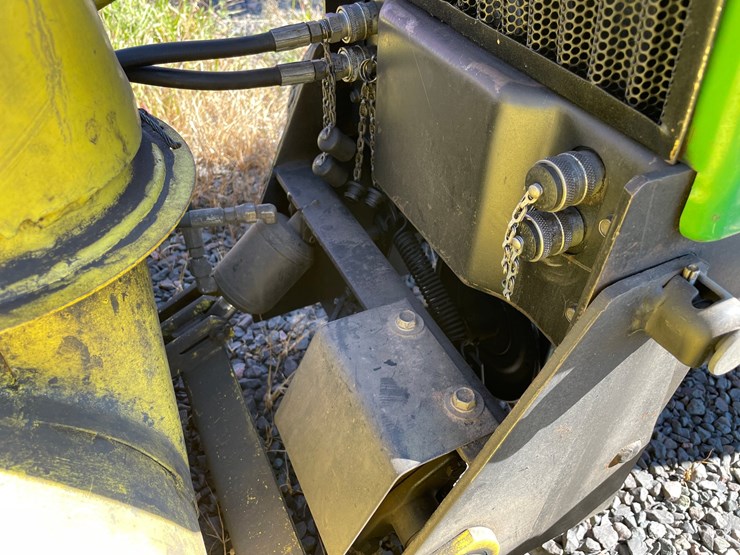 john-deere-300-image-10