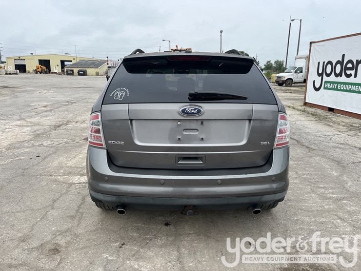 2010-ford-edge-image-5