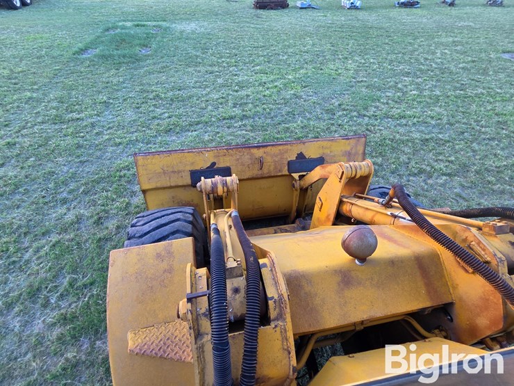allis-chalmers-745-image-13