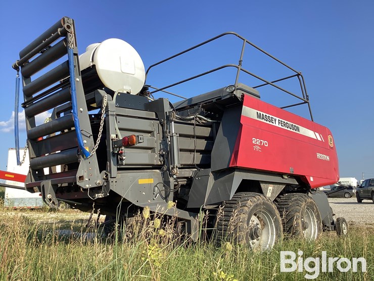2014-massey-ferguson-2270-image-5