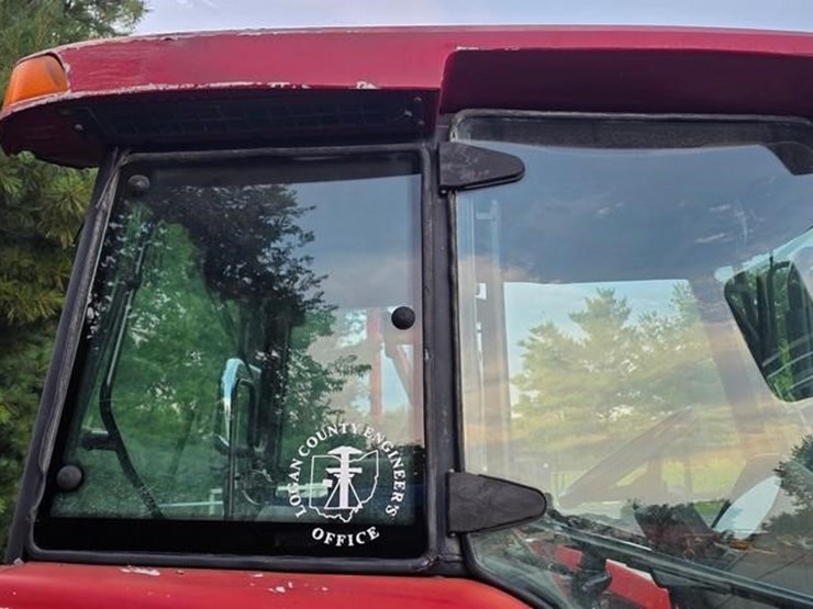 case-ih-jx100u-image-24
