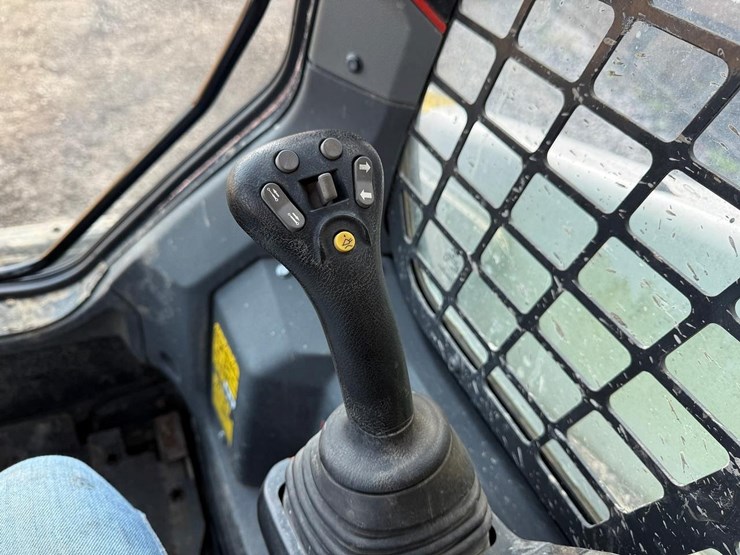 2024-bobcat-t66-image-20
