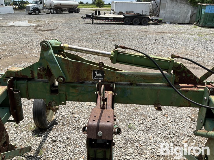john-deere-885-image-13