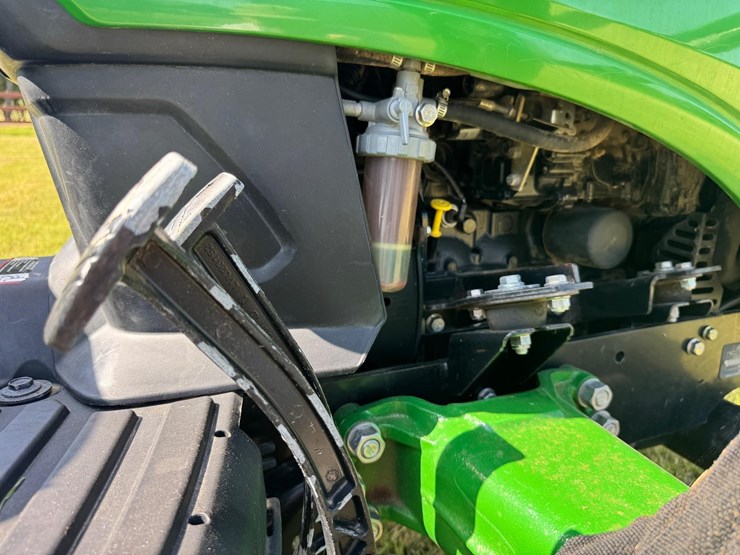 2014-john-deere-1023e-image-20