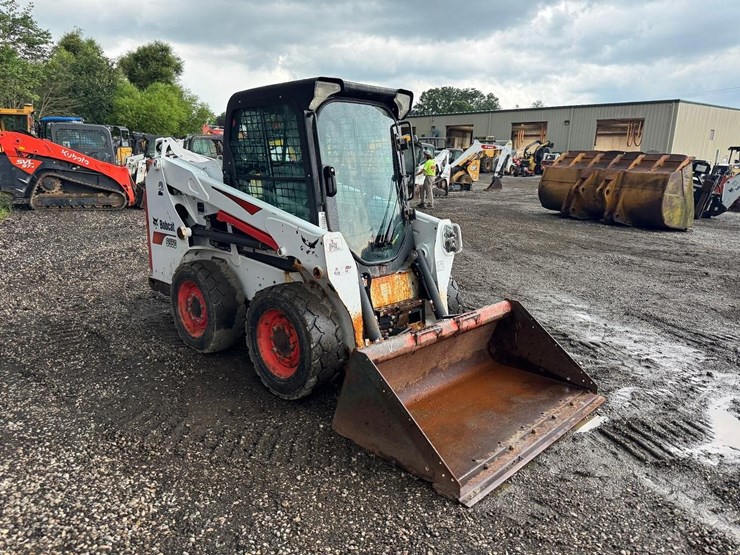 2017-bobcat-s550-image-8