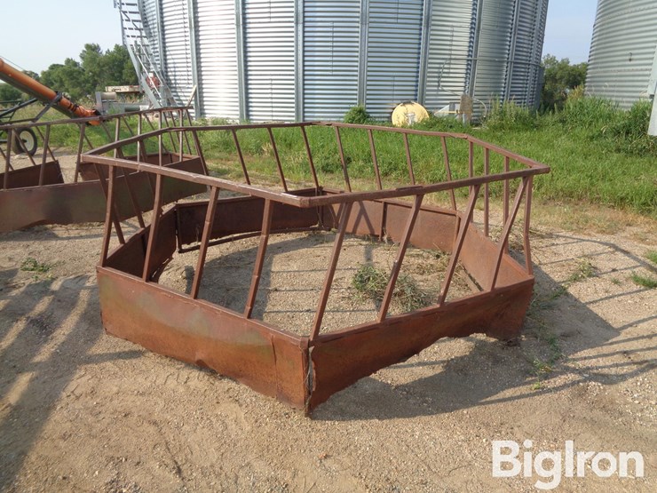 round-bale-feeder-image-1