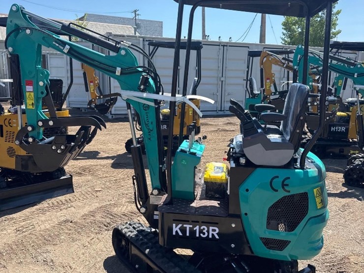 new-cfg-industrial-co-mini-excavator-model-kt13r-image-5