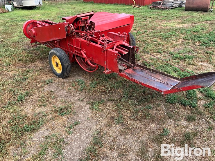 new-holland-275-image-7